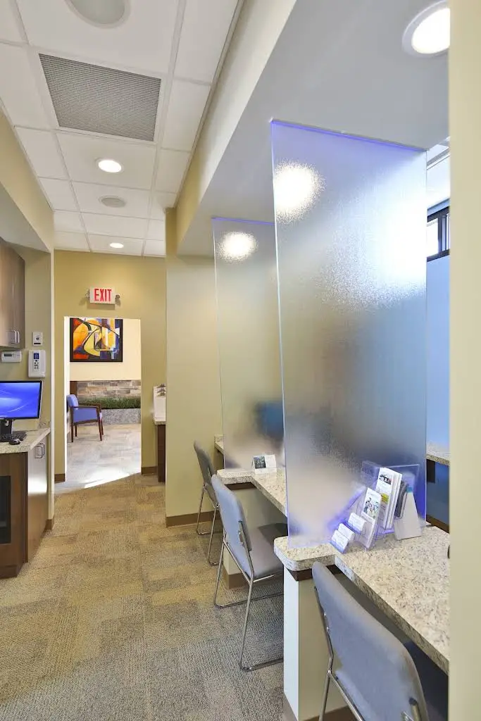 AuraSmile Dental - North Olmsted - Professional dental clinic exterior with modern facilities