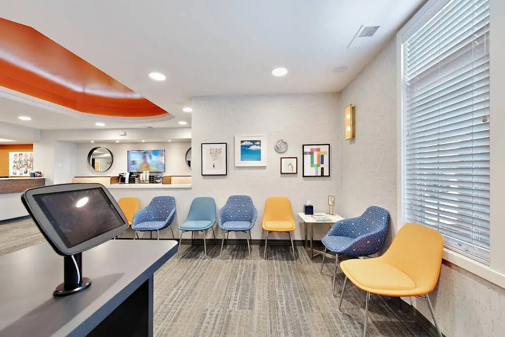Barnett Orthodontics - Professional dental clinic exterior with modern facilities