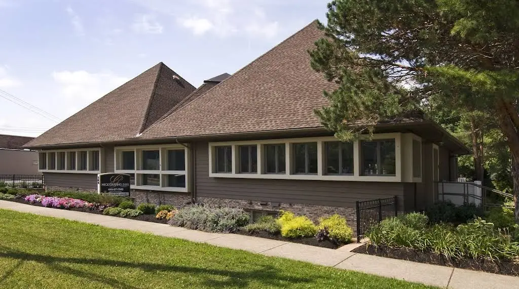 Nick Gravino DDS Invisalign and Cosmetic Dentist - Professional dental clinic exterior with modern facilities