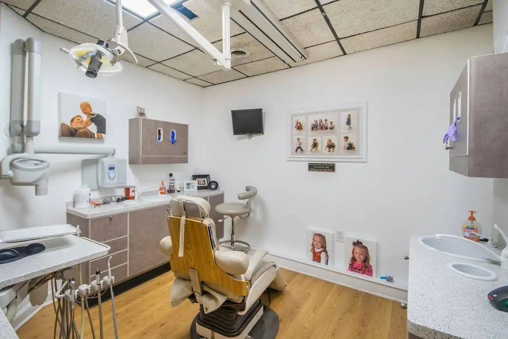 Mortenson Family Dental - Professional dental clinic exterior with modern facilities