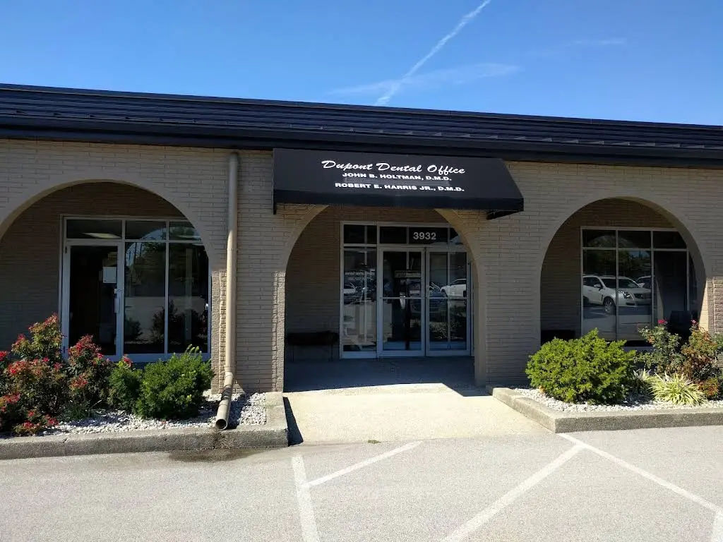 Dupont Dental - Professional dental clinic exterior with modern facilities