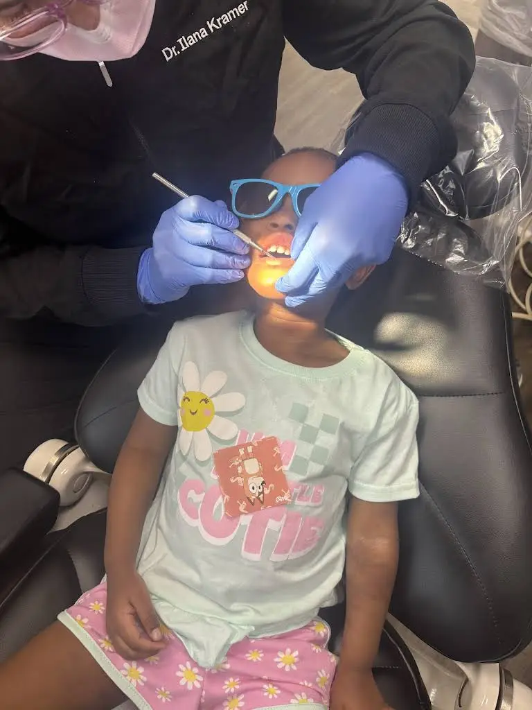 Dentistry 4 Kids - Smith Road - Professional dental clinic exterior with modern facilities