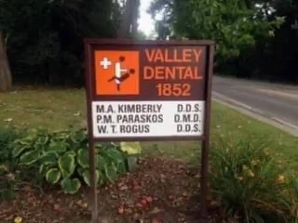 Valley Dental Group - Professional dental clinic exterior with modern facilities