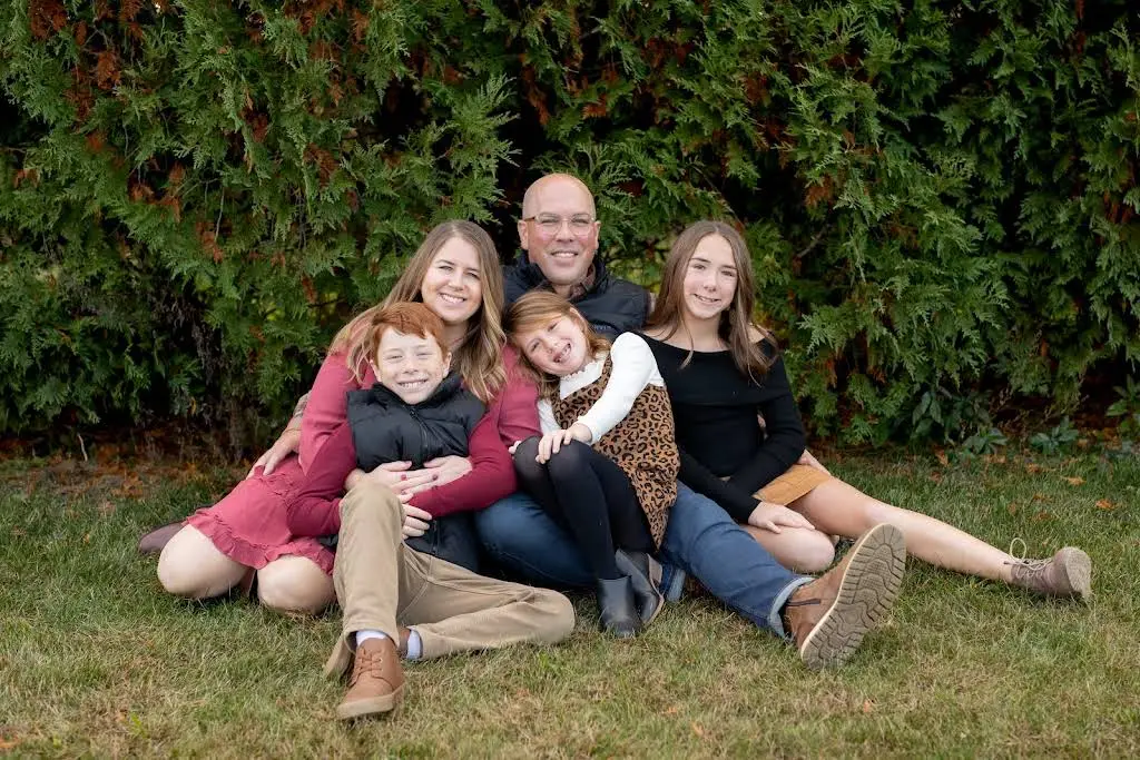 Kinsler Family Dentistry - Julie D. Kinsler, DDS & Team - Professional dental clinic exterior with modern facilities