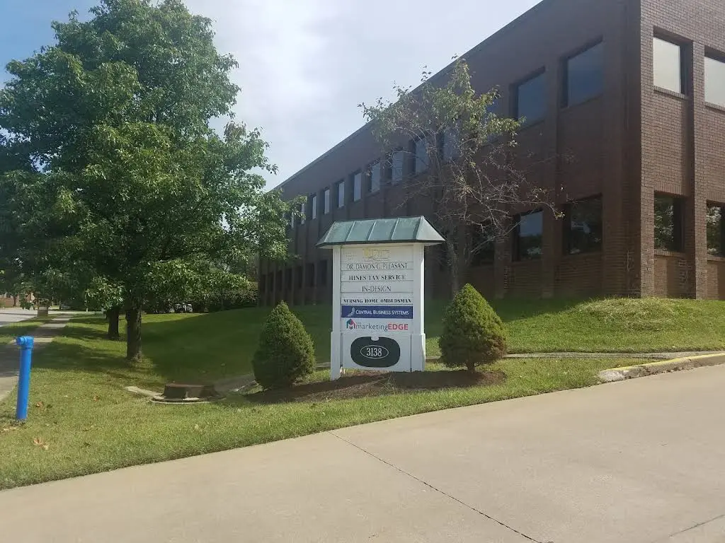 Lexington Dental Center - Professional dental clinic exterior with modern facilities