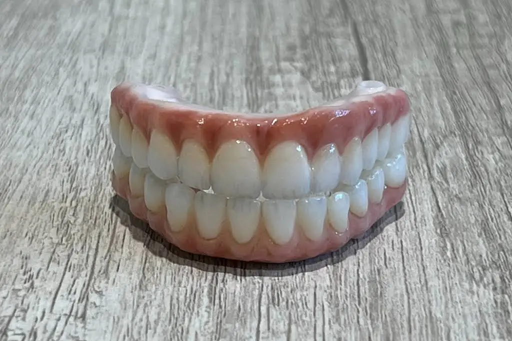 Louisville Dentures and Implants