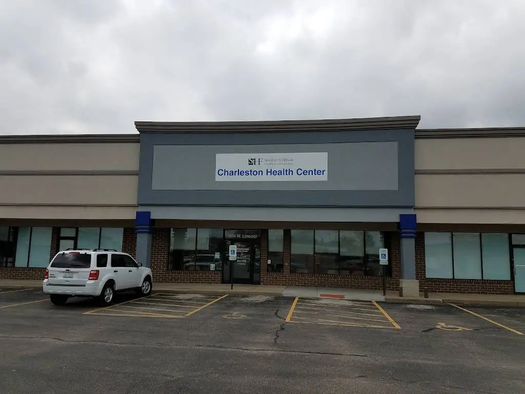 SIHF Healthcare - Charleston - Professional dental clinic exterior with modern facilities