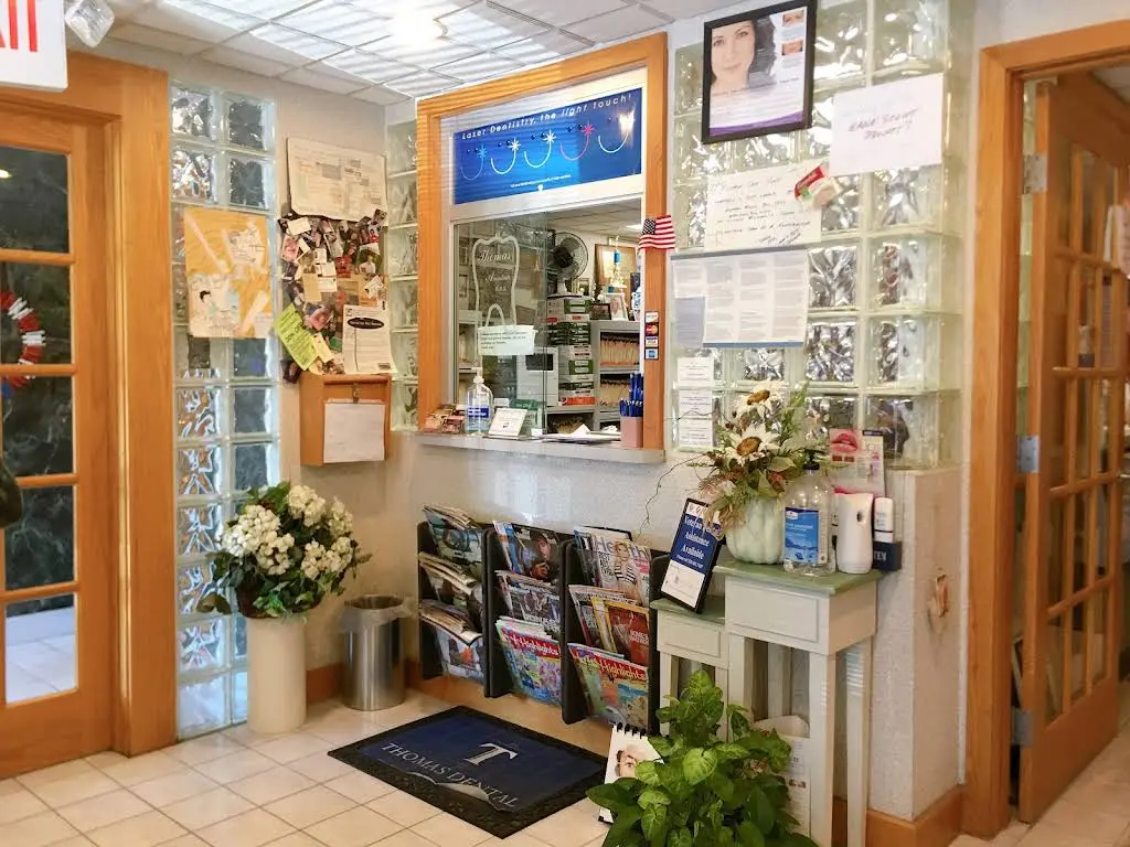 Thomas & Associates, DDS
