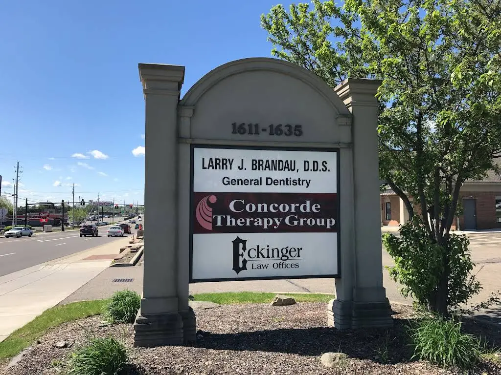 North Canton Dental - Professional dental clinic exterior with modern facilities