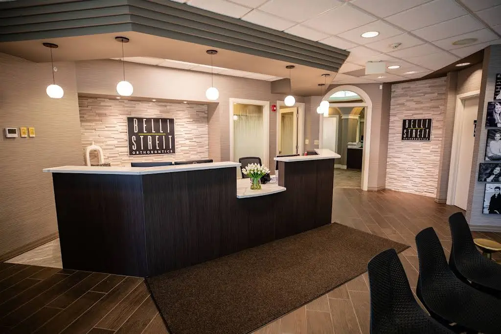 Belli & Streit Orthodontics - Professional dental clinic exterior with modern facilities