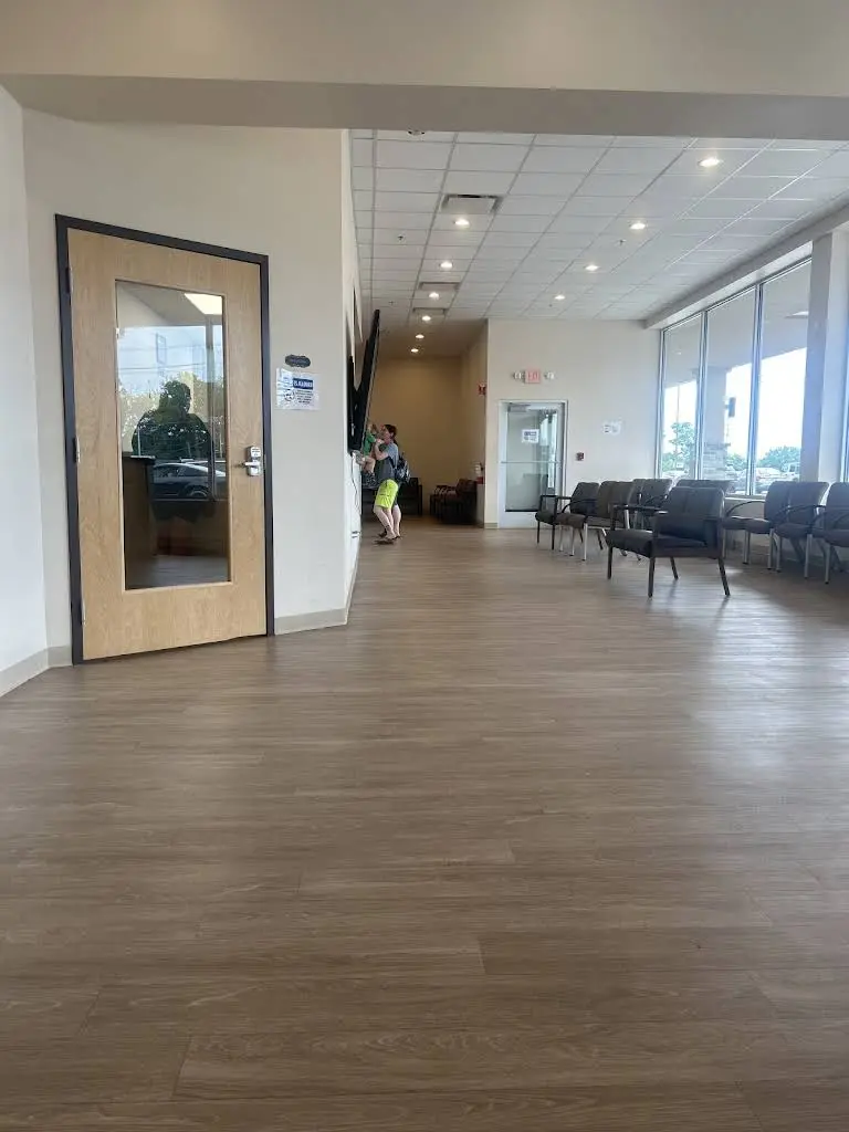 Cleveland Dental Institute Shaker Blvd - Professional dental clinic exterior with modern facilities