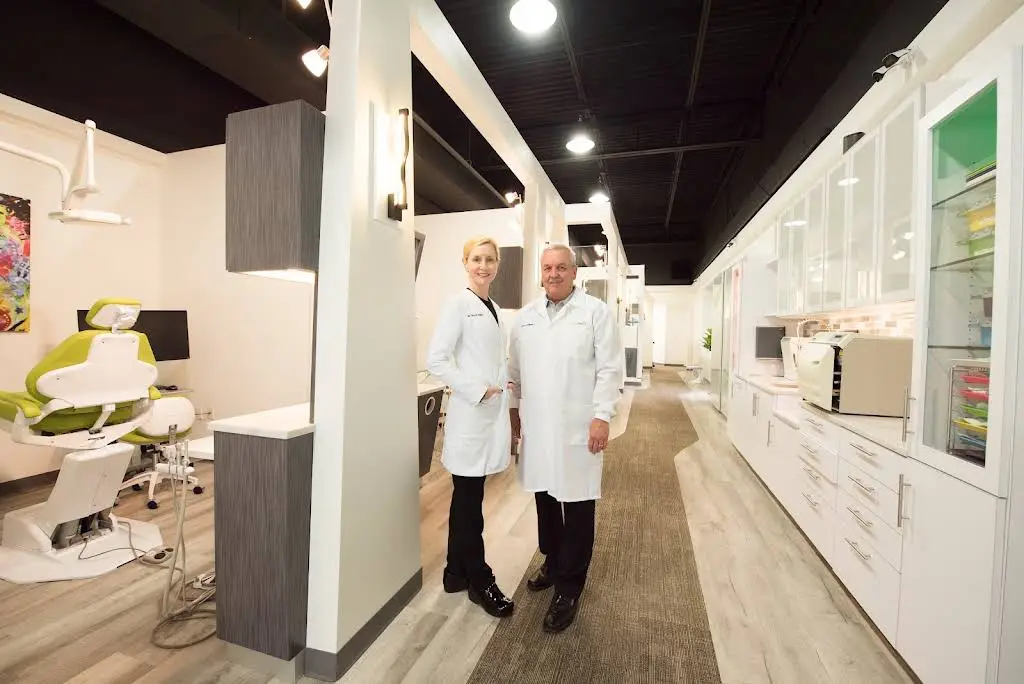 Smart Dental of Lexington - Professional dental clinic exterior with modern facilities