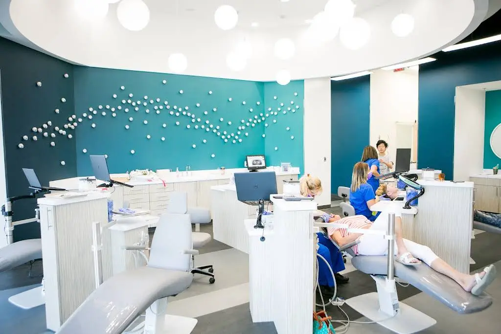 White, Greer & Maggard Orthodontics - Professional dental clinic exterior with modern facilities