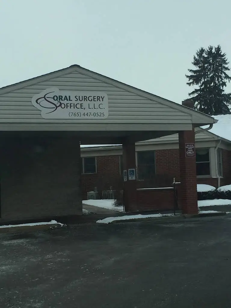 Oral Surgery Office: David B Coates D.D.S. - Professional dental clinic exterior with modern facilities