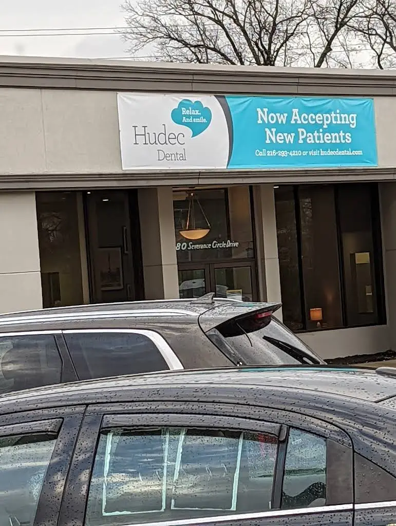 Hudec Dental - Professional dental clinic exterior with modern facilities