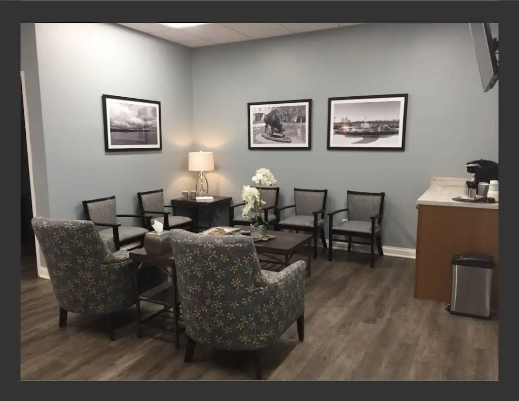 Owensboro Endodontics - Professional dental clinic exterior with modern facilities