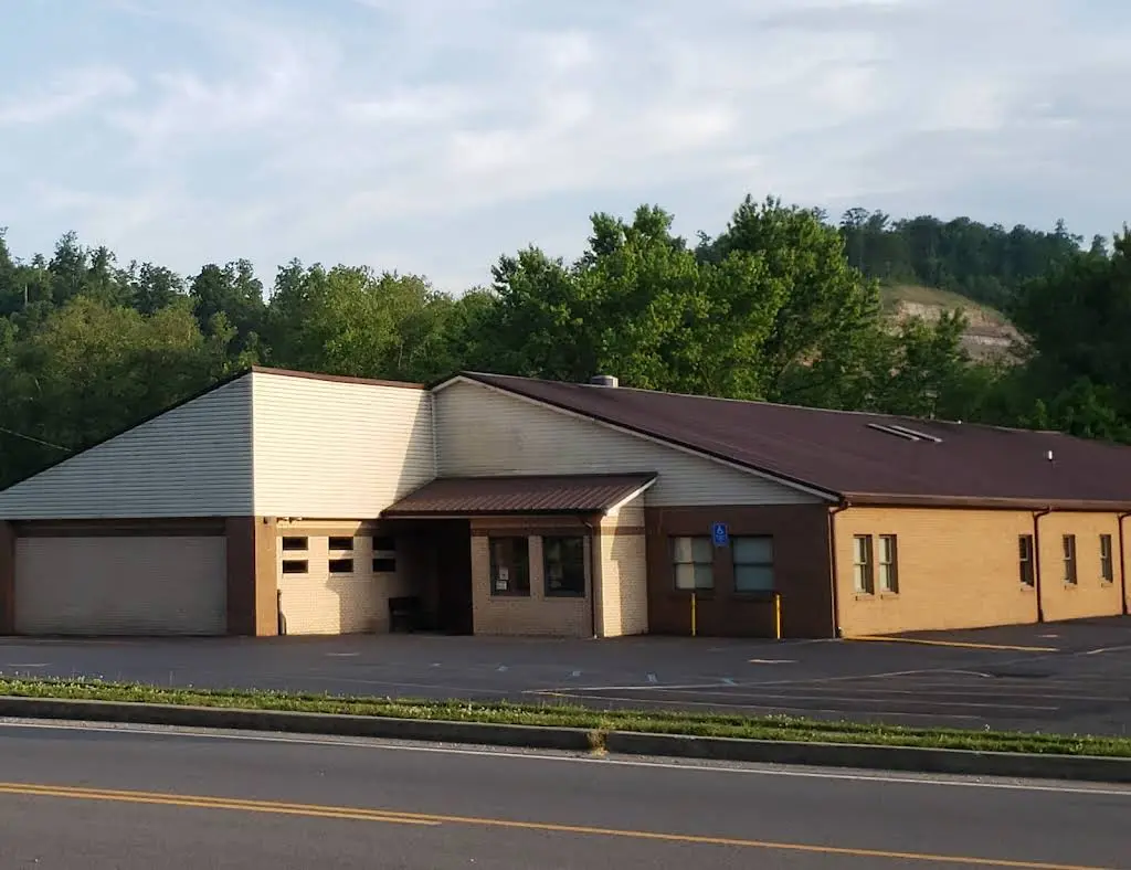 Hope Family Medical Center - Professional dental clinic exterior with modern facilities