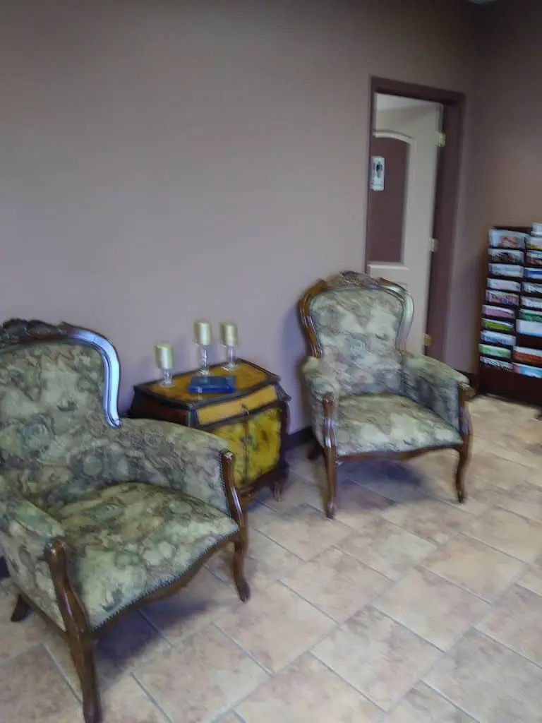 Baechtold Family Dentistry - Professional dental clinic exterior with modern facilities