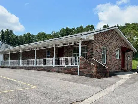 Castlewood Dental Group - Professional dental clinic exterior with modern facilities