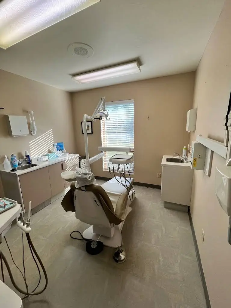 Arsuffi Family Dental - Professional dental clinic exterior with modern facilities