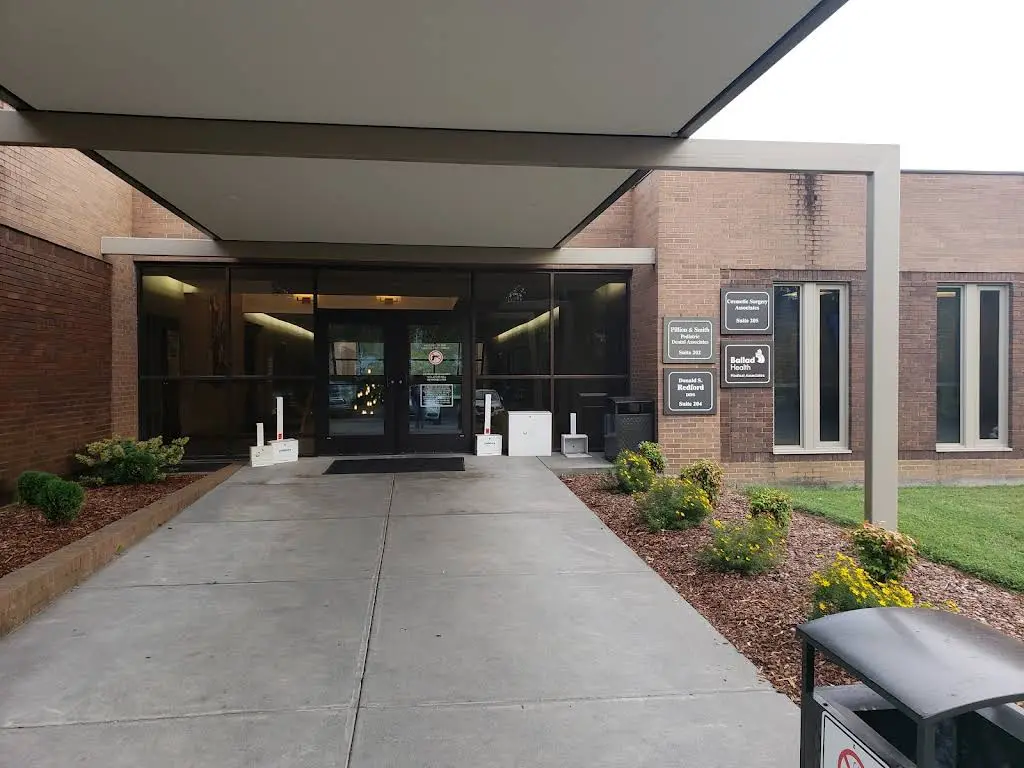 Pillion and Smith, Pediatric Dental Associates - Professional dental clinic exterior with modern facilities