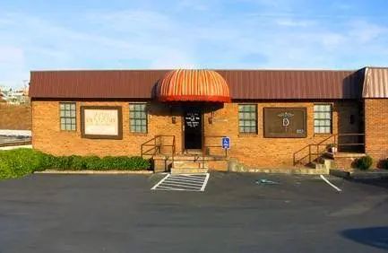 Webb Dentistry - Professional dental clinic exterior with modern facilities