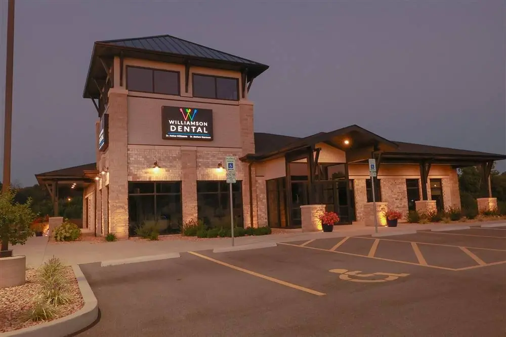 Williamson Dental - Professional dental clinic exterior with modern facilities