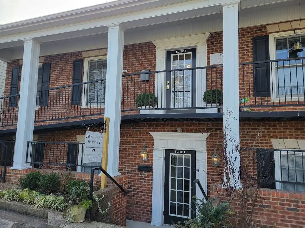 Danville Smile Center - Professional dental clinic exterior with modern facilities