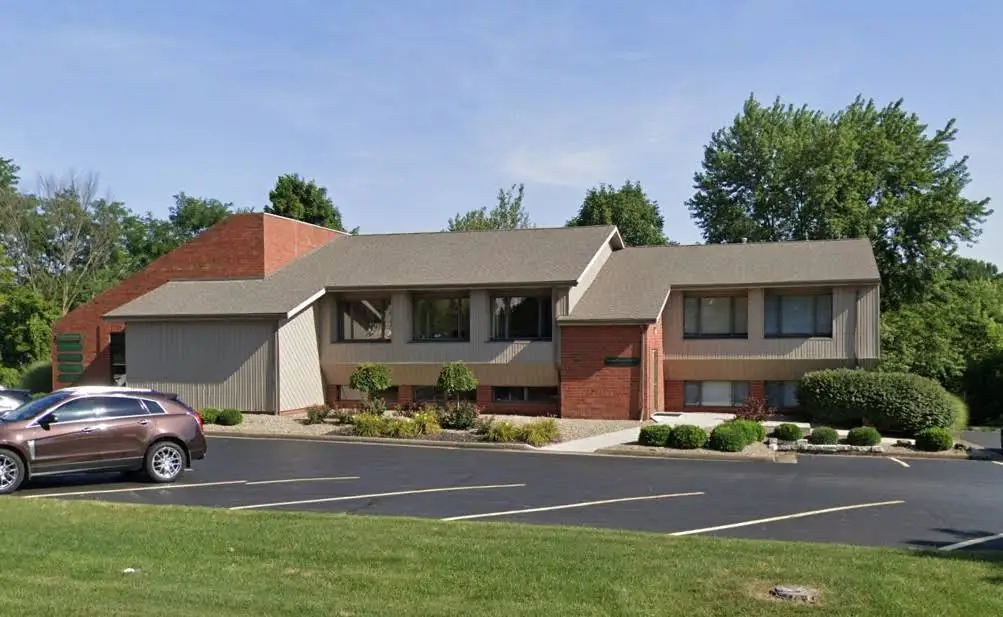 Sencak Orthodontics - Professional dental clinic exterior with modern facilities