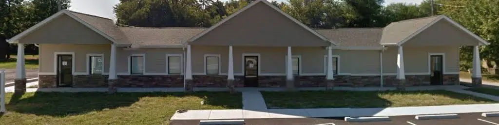 Columbian Boulevard Dental Clinic - Professional dental clinic exterior with modern facilities