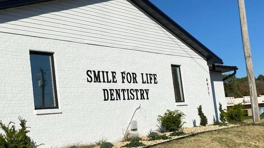Smile For Life Dentistry - Professional dental clinic exterior with modern facilities
