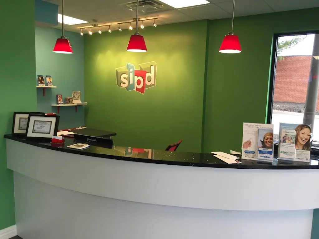 Southern Illinois Pediatric Dentistry - Professional dental clinic exterior with modern facilities