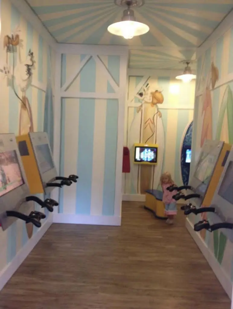 Brandi Prather, DMD Pediatric Dentistry - Professional dental clinic exterior with modern facilities