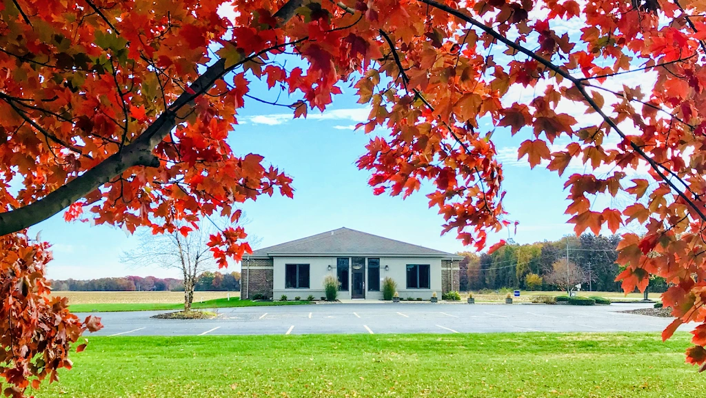 Carlinville Family Practice Center, a division of Macoupin Family Practice Centers, LLP - Professional dental clinic exterior with modern facilities