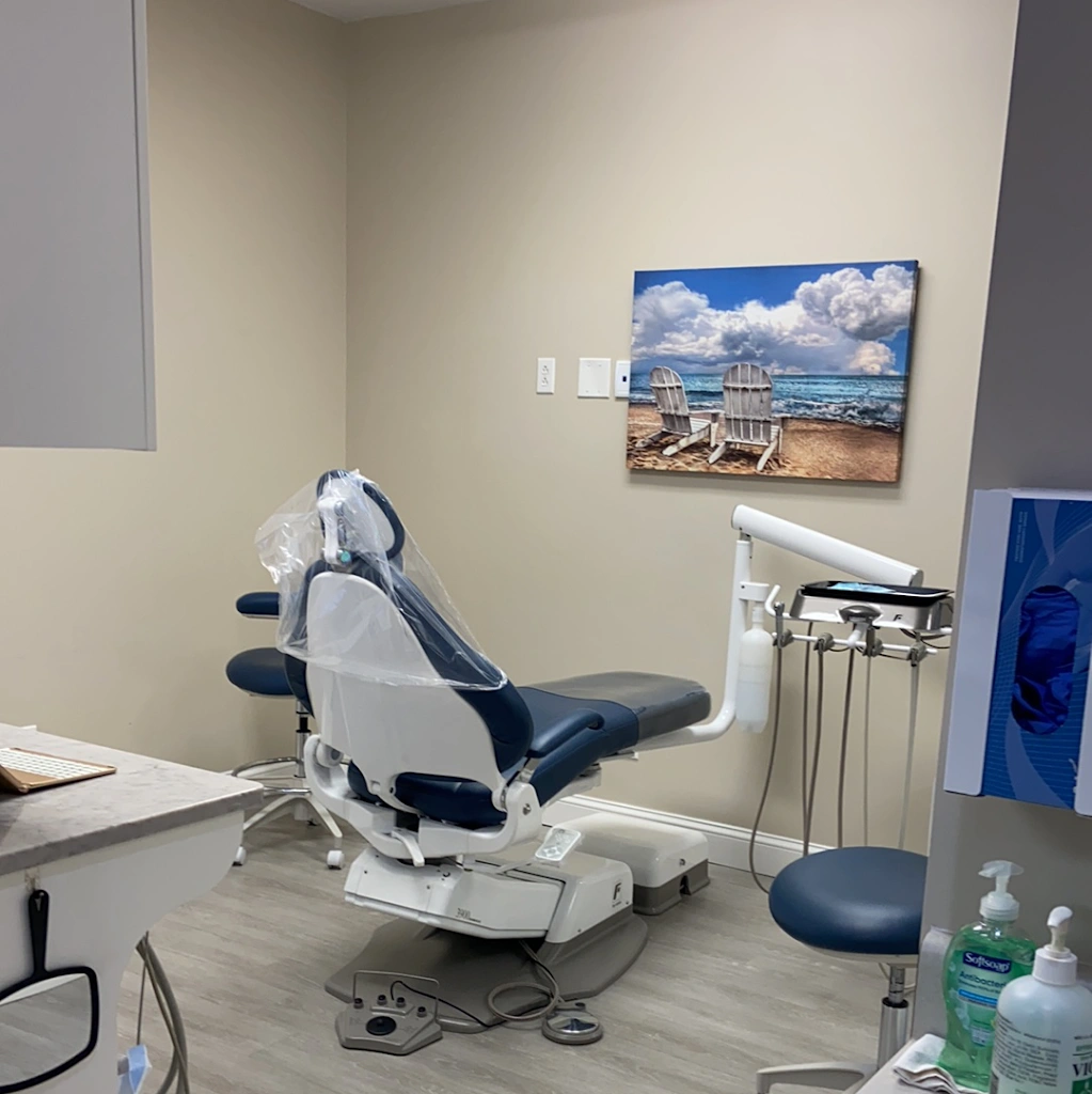 Pristine Periodontics and Implants - Professional dental clinic exterior with modern facilities