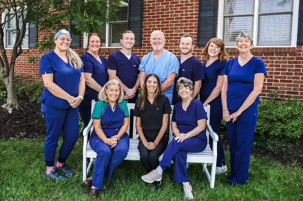 Brentwood Family Dentistry - Professional dental clinic exterior with modern facilities