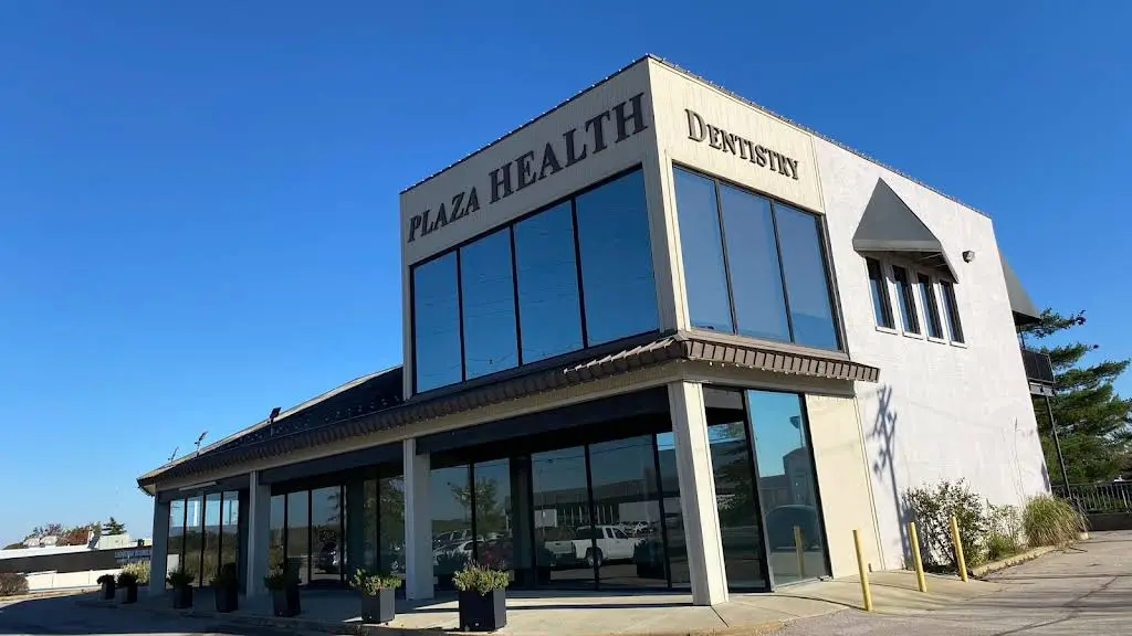 Plaza Health Dentistry - Professional dental clinic exterior with modern facilities