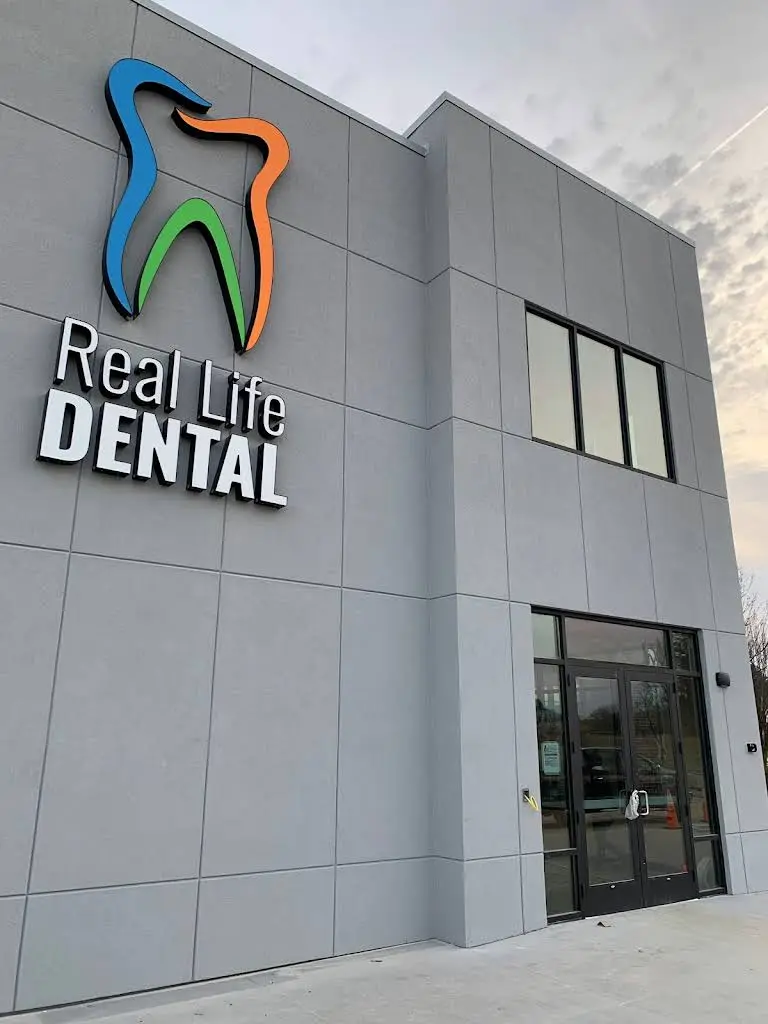 Real Life Dental - Christiansburg - Professional dental clinic exterior with modern facilities