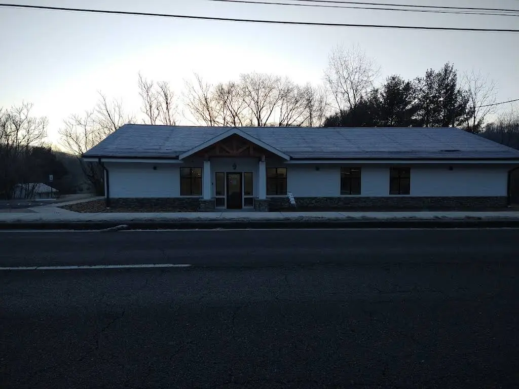 Meadowview Family Dentistry - Professional dental clinic exterior with modern facilities