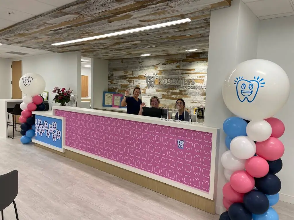 Kids Smiles Pediatric Dentistry - Professional dental clinic exterior with modern facilities