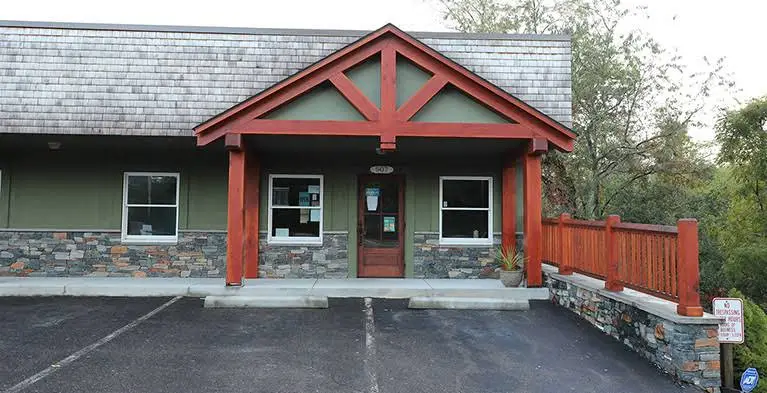 Ashley Flowers Family Dentistry/ Sparta Smiles - Professional dental clinic exterior with modern facilities