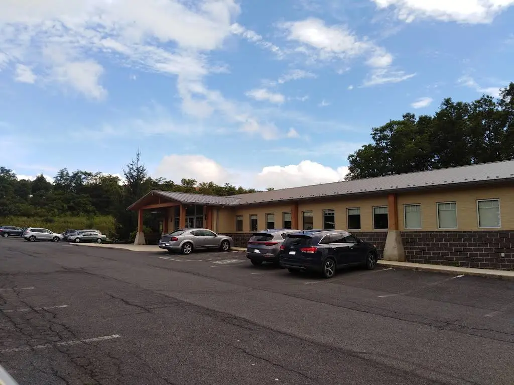Palaisa Orthodontics - Professional dental clinic exterior with modern facilities