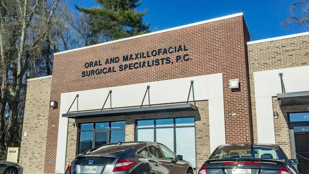 East Tennessee Oral & Maxillofacial Surgery - Professional dental clinic exterior with modern facilities