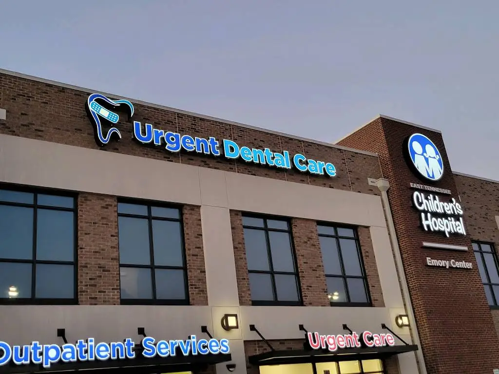 Powell Endodontics - Professional dental clinic exterior with modern facilities
