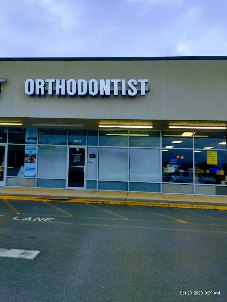 Gibson Orthodontics - Professional dental clinic exterior with modern facilities
