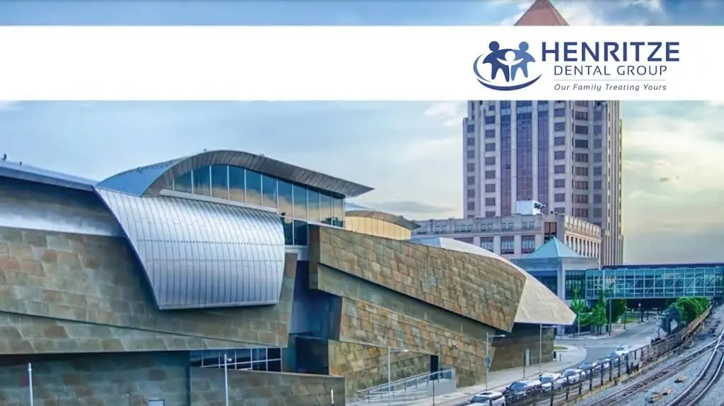 Henritze Dental Group - Professional dental clinic exterior with modern facilities