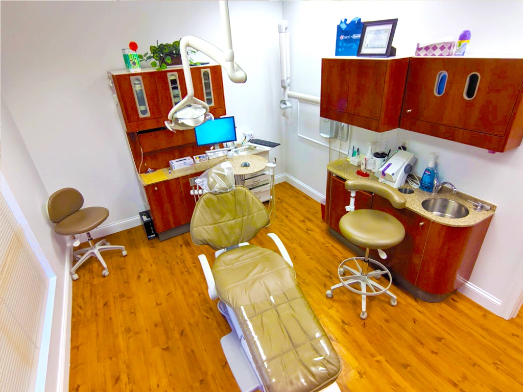 Hardin Valley Family Dentistry - Professional dental clinic exterior with modern facilities