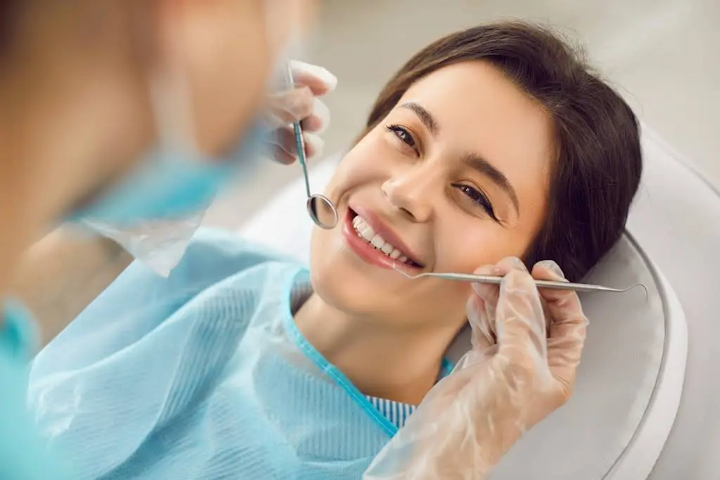 Elite Smiles PLLC - Professional dental clinic exterior with modern facilities