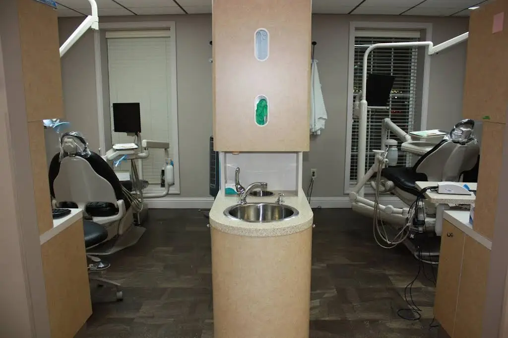 Rowland Family Dentistry | Amy Rowland DDS