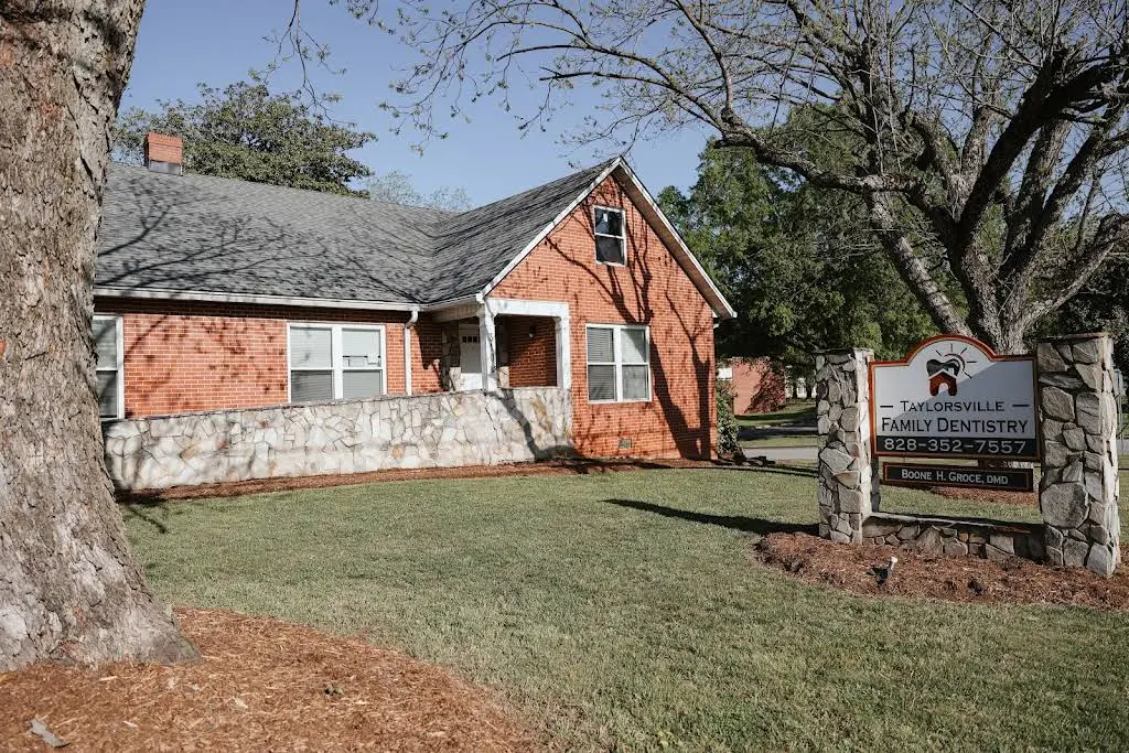Taylorsville Family Dentistry - Professional dental clinic exterior with modern facilities